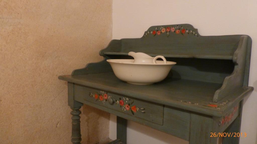 Mellé Couette Et Potager D'Antan B&B 객실 사진